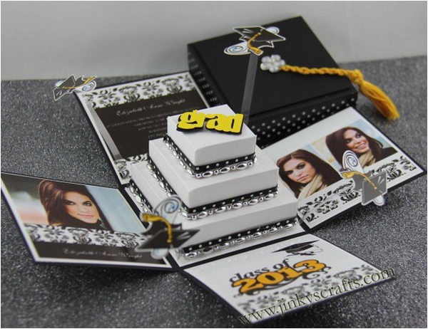 Creative Graduation Party Invitations 10 Creative Graduation Invitation Ideas Hative