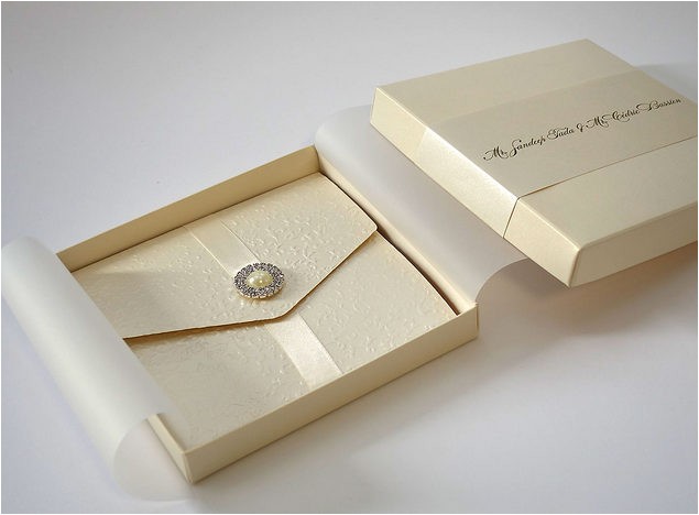 Invitation Boxes for Weddings Partysoon Ivory Belted Wedding Invitation Boxes Uk Invitation Boxes for Weddings Partysoon Ivory Belted Wedding Invitation Boxes Uk