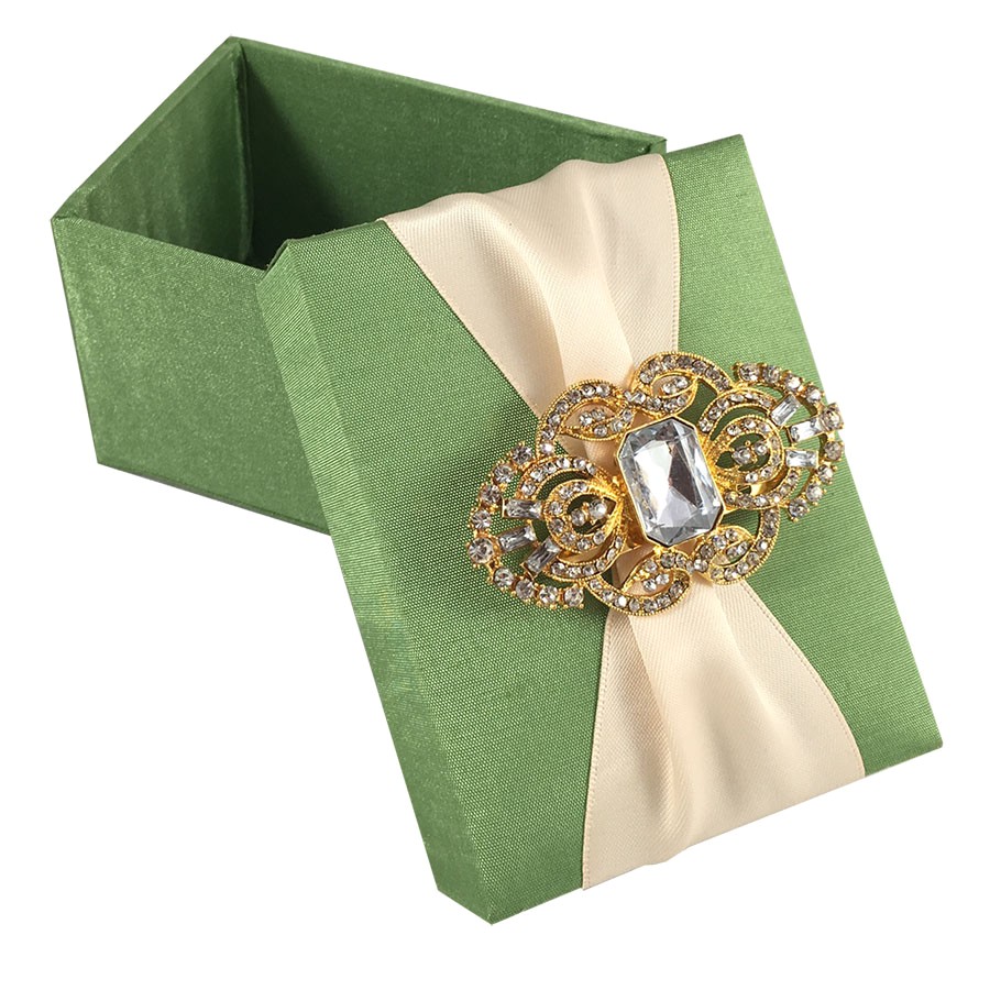 Light In the Box Wedding Invitations Light Green Wedding Favour Box with Nude Ribbon Gold Br