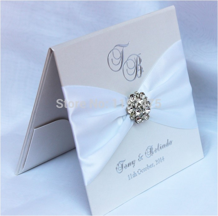 Ribbon Brooch Wedding Invitation Hi1075 Exclusive Hardcover Luxury Wedding Invitation Card