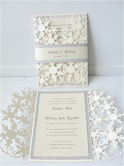 Snowflake themed Wedding Invitations Winter Wonderland Wedding Invitation Snowflake Wedding Invite