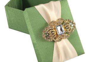 Light In the Box Wedding Invitations Light Green Wedding Favour Box with Nude Ribbon Gold Br